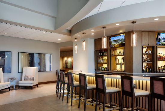 Гостиница Newport Beach Marriott Bayview