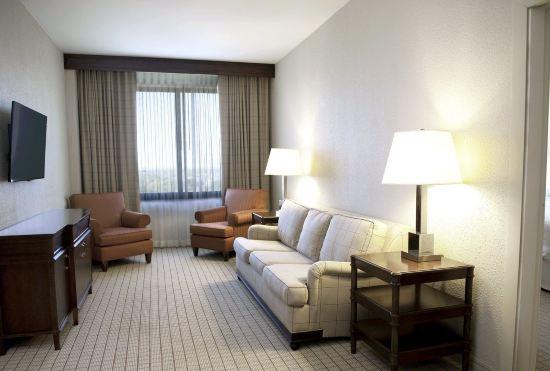 Гостиница Sheraton Stonebriar Hotel
