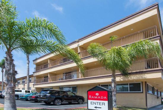 Гостиница Ramada by Wyndham San Diego Airport