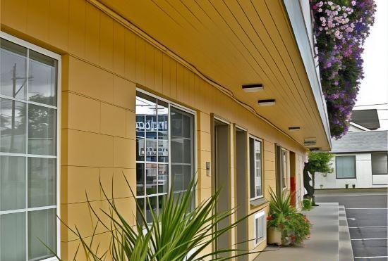 Hotel Travelodge by Wyndham Pendleton or