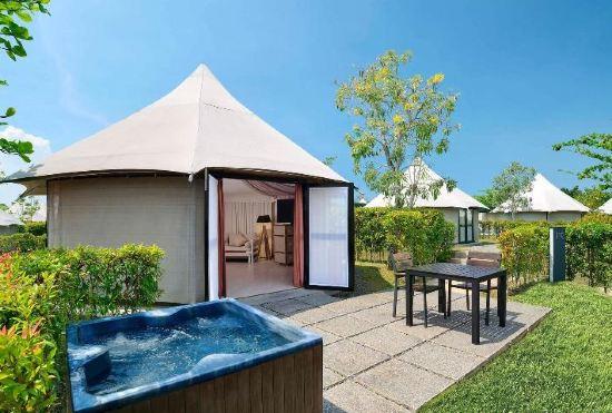 Гостиница Natra Bintan, a Tribute Portfolio Resort