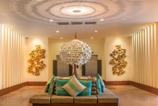 Hotel Lotus Blanc Resort