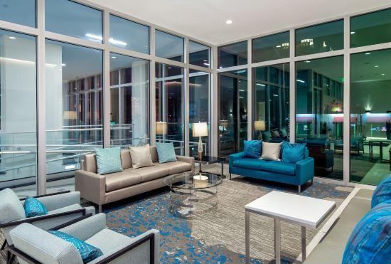 Гостиница Embassy Suites by Hilton Sarasota