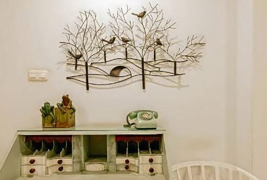 Гостиница Urbanest Inn House TB Simatupang