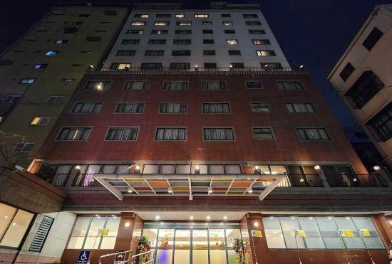 Shihzuwan Hotel (Kaohsiung Station)
