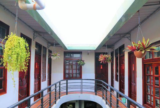 Minh Hung Hotel