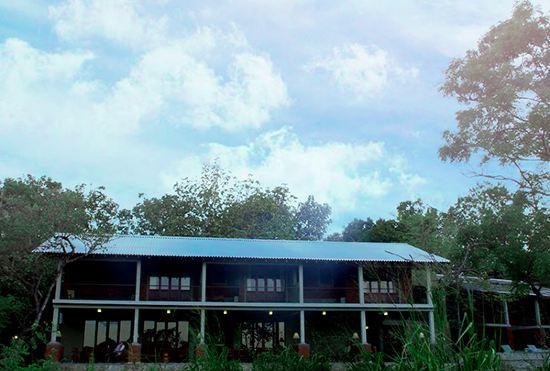 Гостиница Ehalagala Lake Resort
