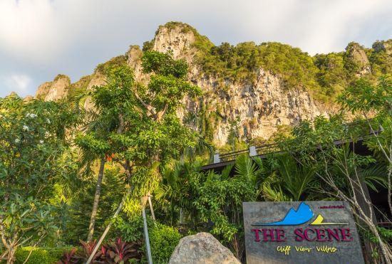 Гостиница The Scene Cliff View Villas