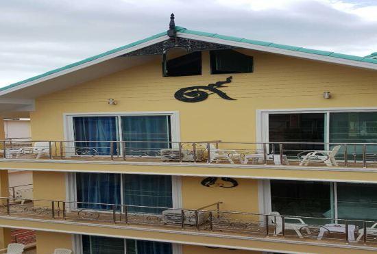 Hotel Panjai's Place