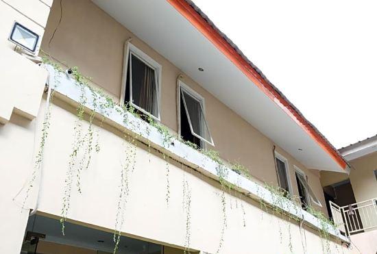 Hotel RedDoorz Near Kebun Raya Bogor 2