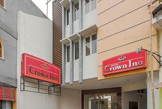 Гостиница RedDoorz Plus @ Karebosi Area 2