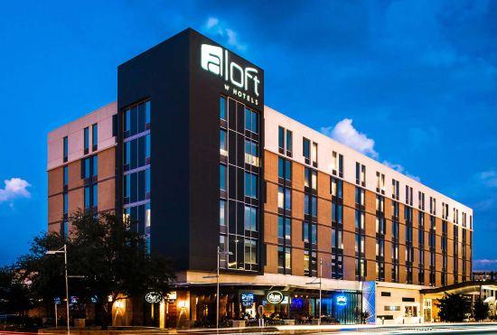 Гостиница Aloft Austin at the Domain