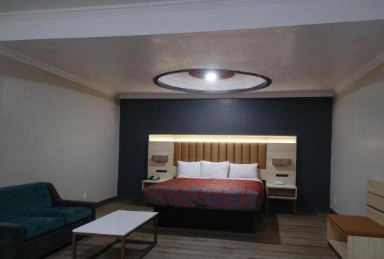 Гостиница Americas Best Value Inn-Rialto