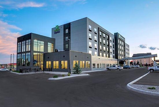 Гостиница Holiday Inn Express Lethbridge Southeast