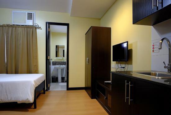 Гостиница The Studio 18 Residences