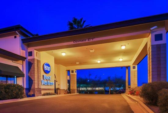 Гостиница Best Western Superstition Springs Inn