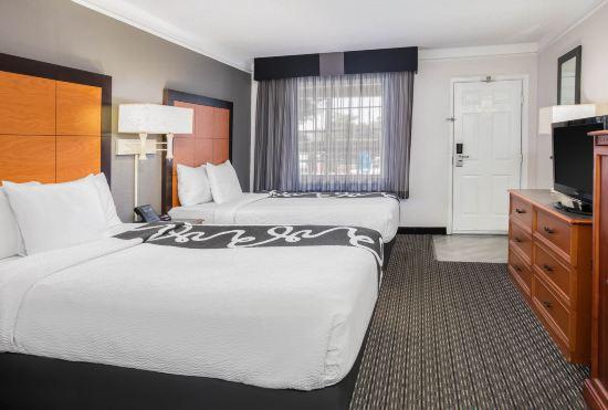 Гостиница La Quinta Inn by Wyndham Dallas Uptown