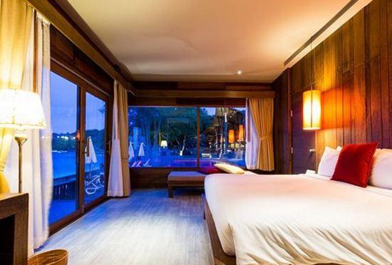 Hotel Baan Ploy Sea