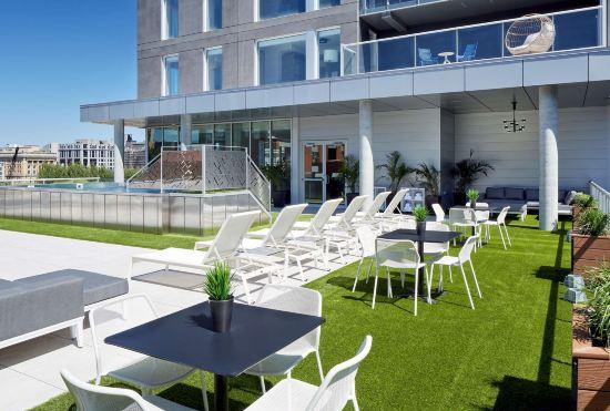Гостиница Hampton Inn by Hilton Montreal Downtown