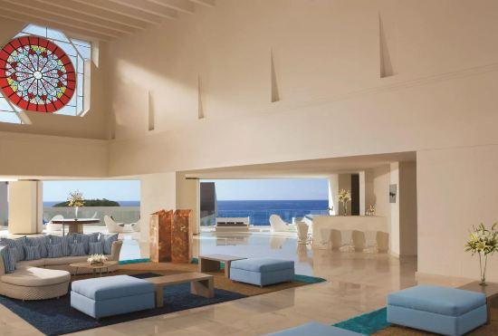 Гостиница Secrets Huatulco Resort and Spa