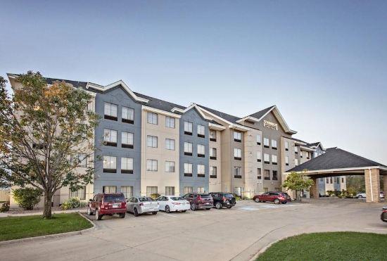 Гостиница Staybridge Suites Cedar Rapids North