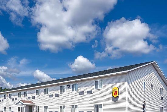 Hotel Super 8 by Wyndham Phillips