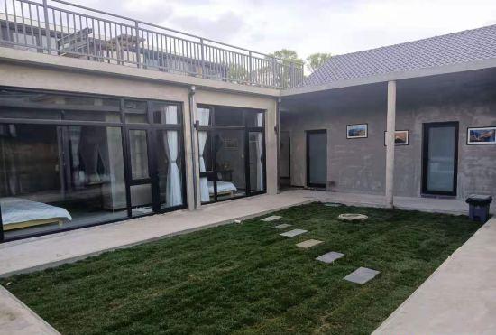Гостиница Beijing Linglong Xiaoyuan