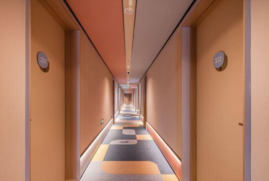 Гостиница Hanting Beijing Wangjing 798 Grass Field Art District Hotel