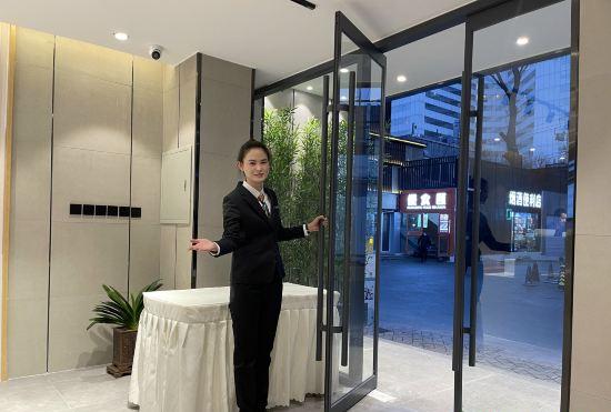 Гостиница Chonpines Hotel (Beijing Sanyuanqiao Yansha Embassy District Store)