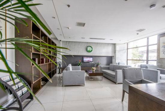 Juchuan Lily Hotel