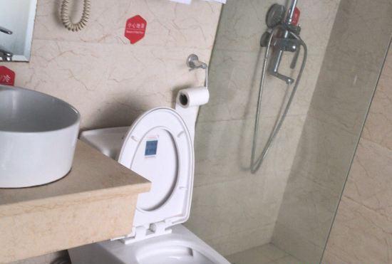 Гостиница 99 Xinyi Hotel (Shanghai Jiuxin Highway Shop)