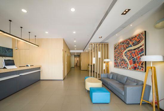 Гостиница Hanting hotels (Shanghai hongqiao railway station north zhai road shop)