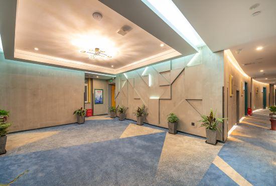 Tianxia Longquan Hotel (Shanghai Expo Qiantan Branch)