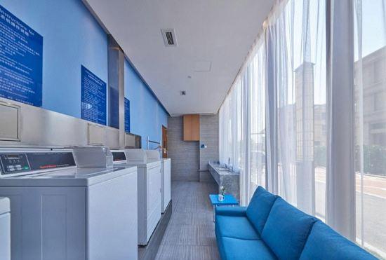 Гостиница Holiday Inn Express Shanghai Jiading Industry Park