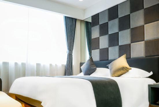 Zhotels (Shanghai West Nanjing Road Westgate Mall)