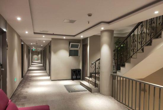 Hotel Home Inn -Shanghai Zhongshan Park Metro Station