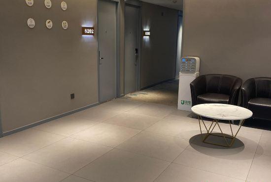Гостиница home inn (Shanghai Hongqiao Guozhan Zhaoxiang subway station shop）