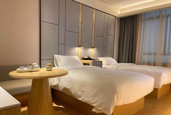 Гостиница Ji Hotel (Shanghai Gucun Park Metro Station)