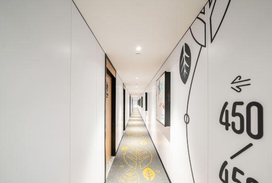 Гостиница Qingji Hotel MINI (Shanghai Overseas Gaoqiao Guangming Road Branch)