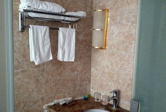 Гостиница Shanghai Qinjun Hotel