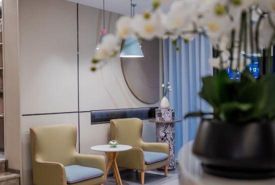 Hotel Homeinn(Shanghai Dapuqiao Luban Road subway station)