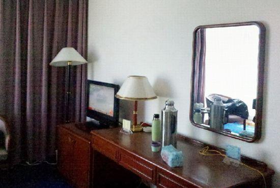 China Hualu Hotel