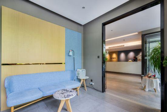 Hotel Home Inn (Dalian High-tech Park Wanda Plaza)