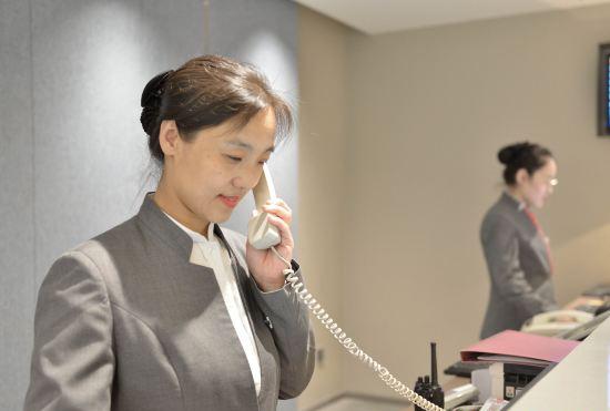 Hotel Home Inn (Tianjin Street Store, Zhongshan Square Subway Station, Dalian)