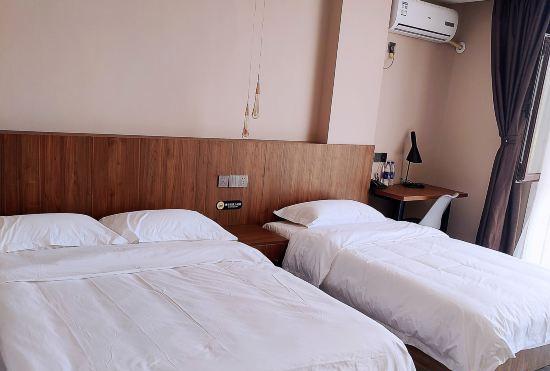Dalian Jiayan Collection Hotel