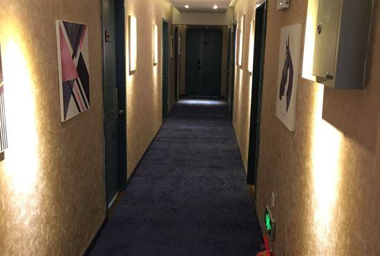 Dalian Yifan Theme Hotel