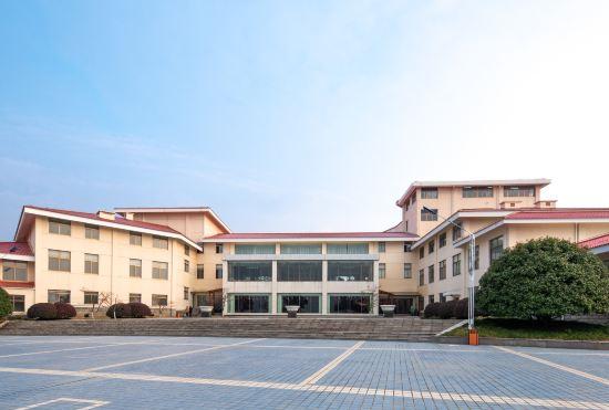 Hotel Nanjing Daji Hot Spring Resort