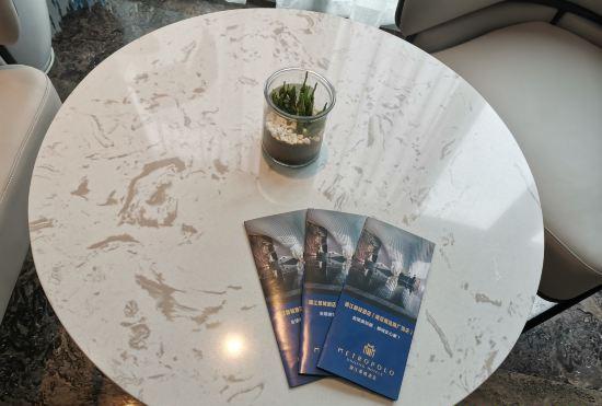 Jinjiang Metropolo Hotel ( NanJing Nan Railway Station Certre)