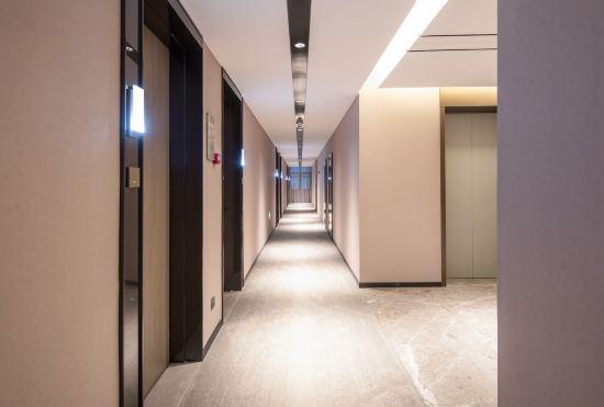Гостиница Orange Crystal Nanjing Jiangbei New District University of Technology Hotel