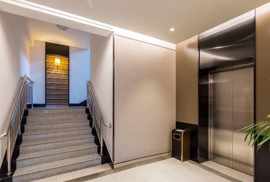 Гостиница Home Inn Plus (Nanjing Xinjiekou)